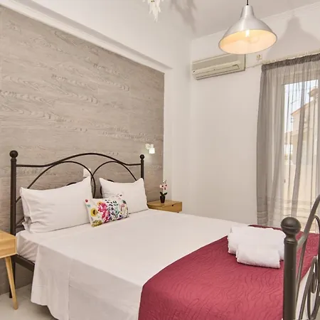 Ostria Apartment *