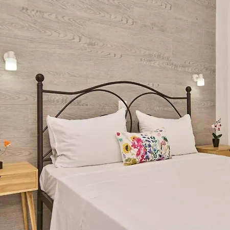 Ostria Apartment *